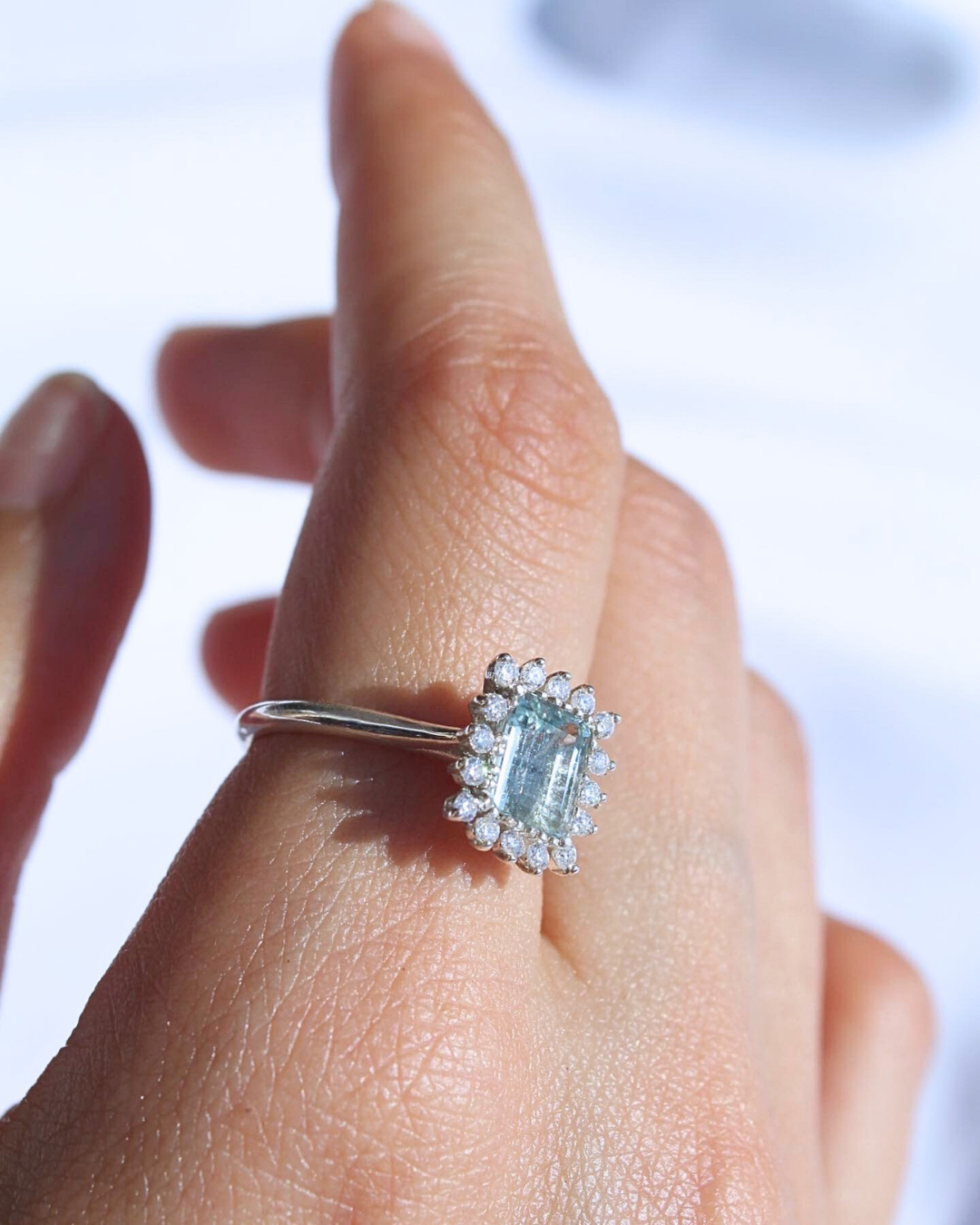 Anillo aguamarina con halo — foto 2