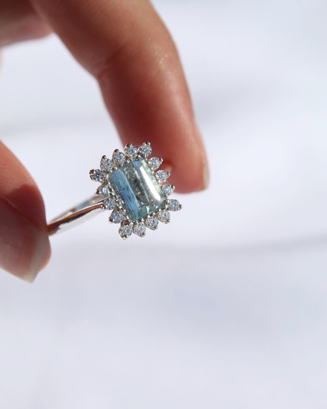 Anillo aguamarina con halo — foto 3