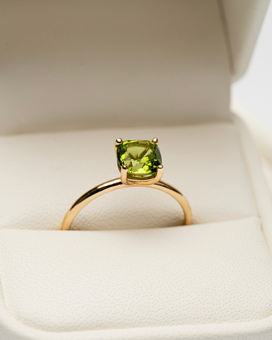 Solitario Peridoto cushion