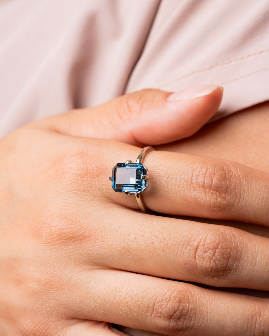 Solitario Topacio London Blue
