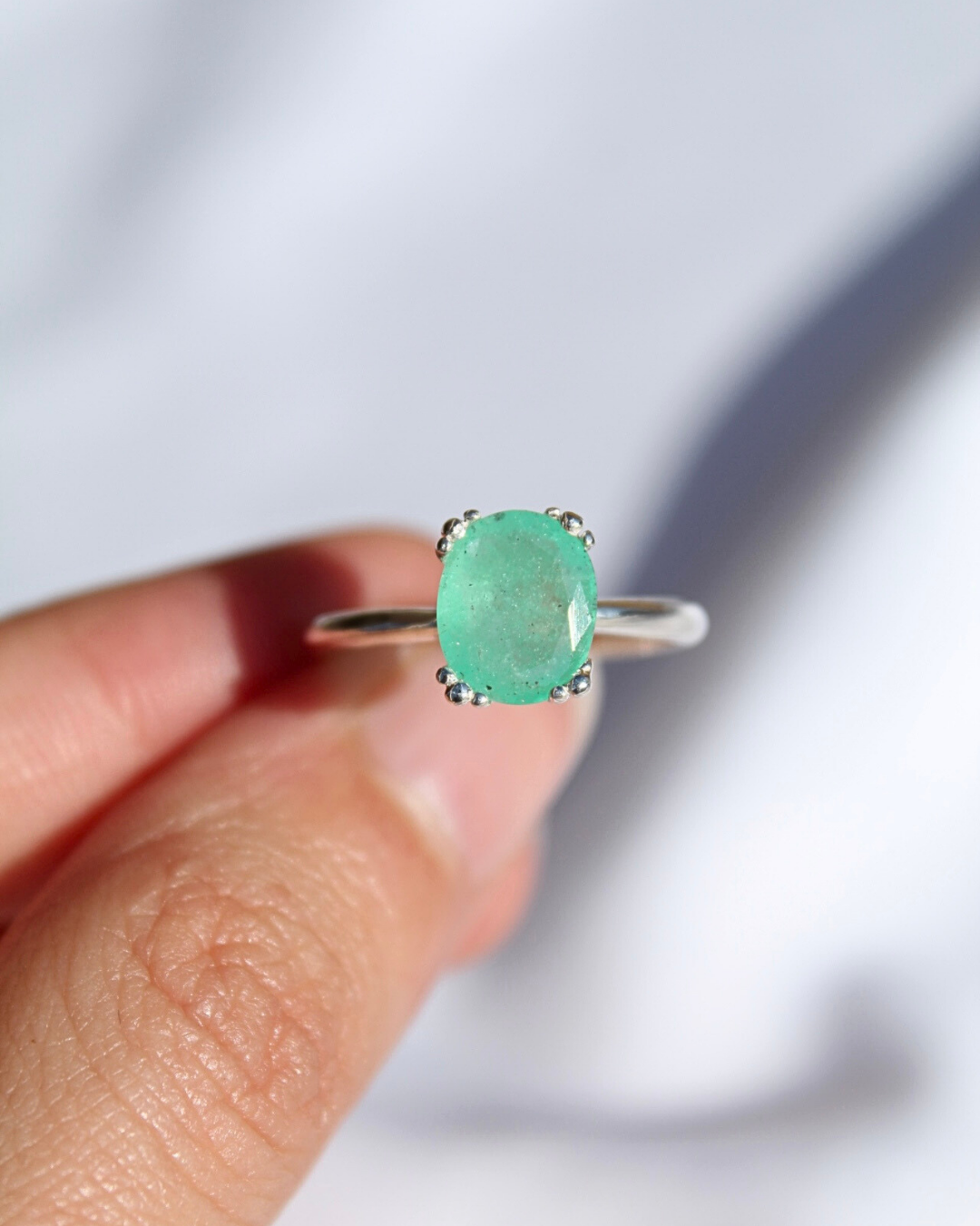 Solitario Esmeralda oval con 12 uñas — foto 2