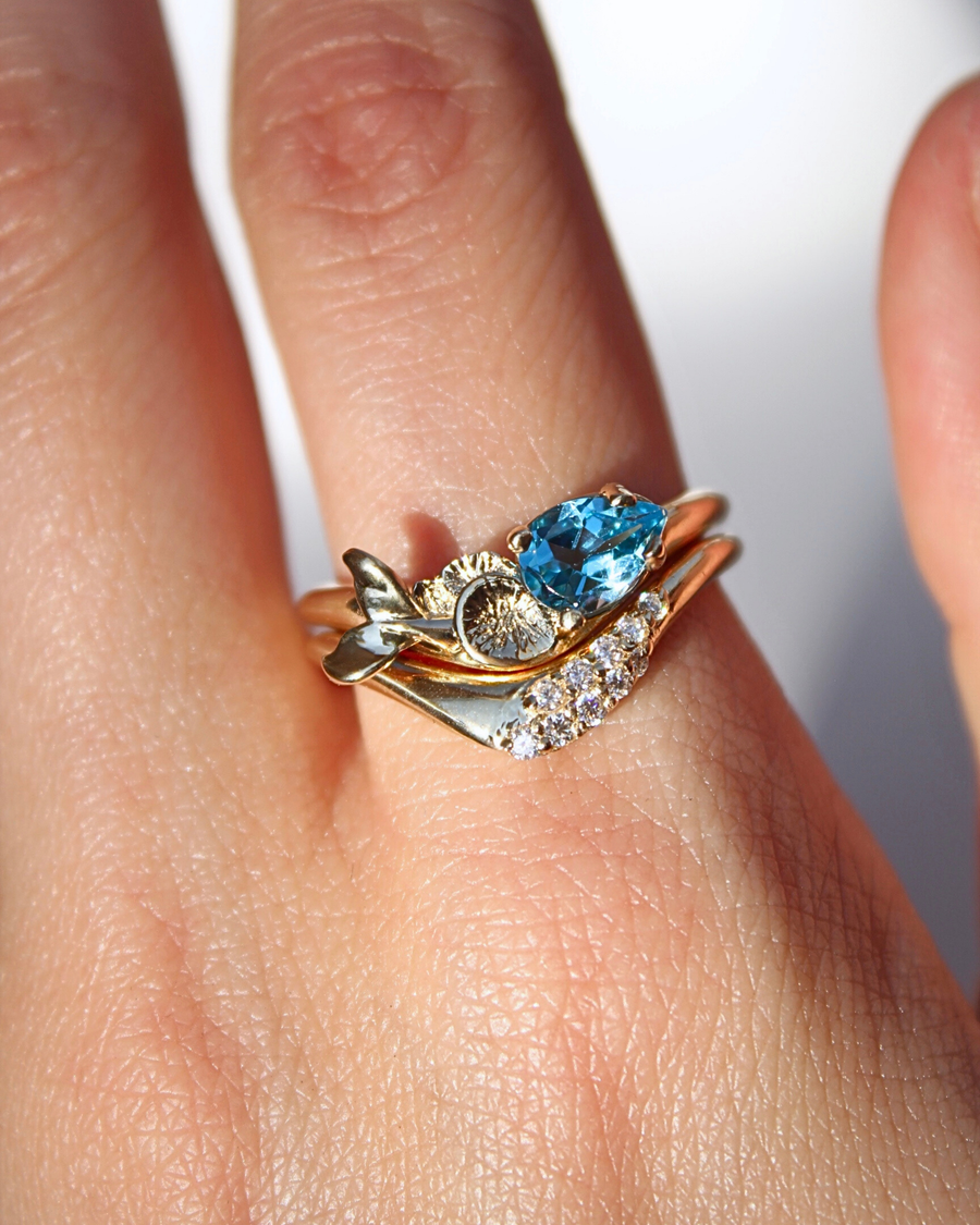 Anillo cola de ballena