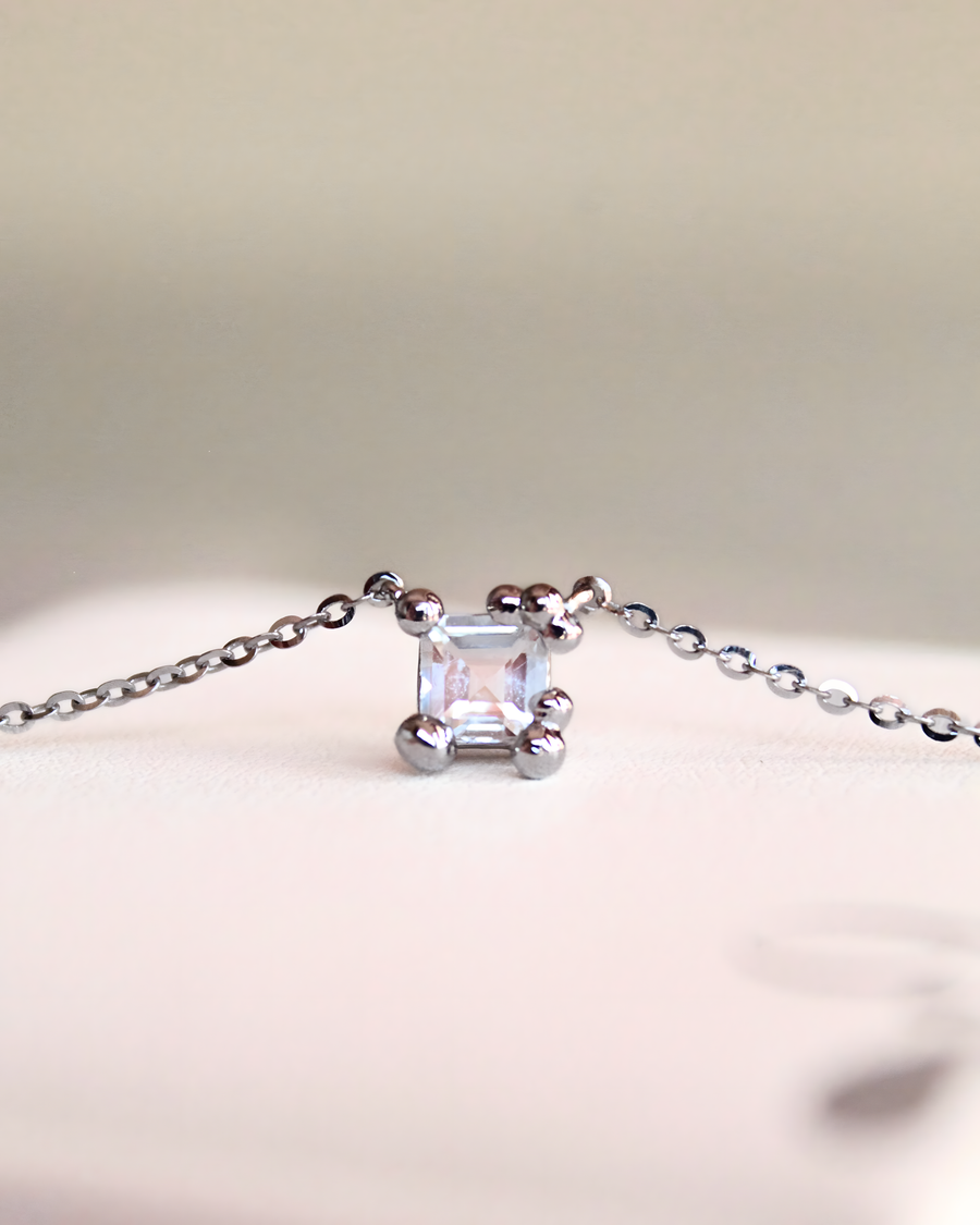 Collar spheres